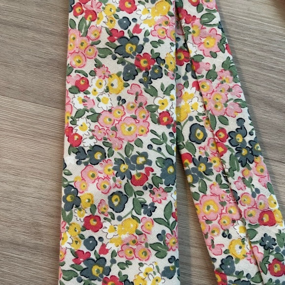 Floral Tie - Picture 2 of 4